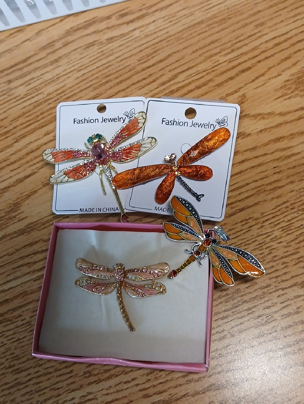 NWOT 6PC Brown Dragonfly Bundle 4Pins/Brooches 1 Necklace 1 Set Bobby Pins
